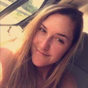 Meet your Posher, Cierra